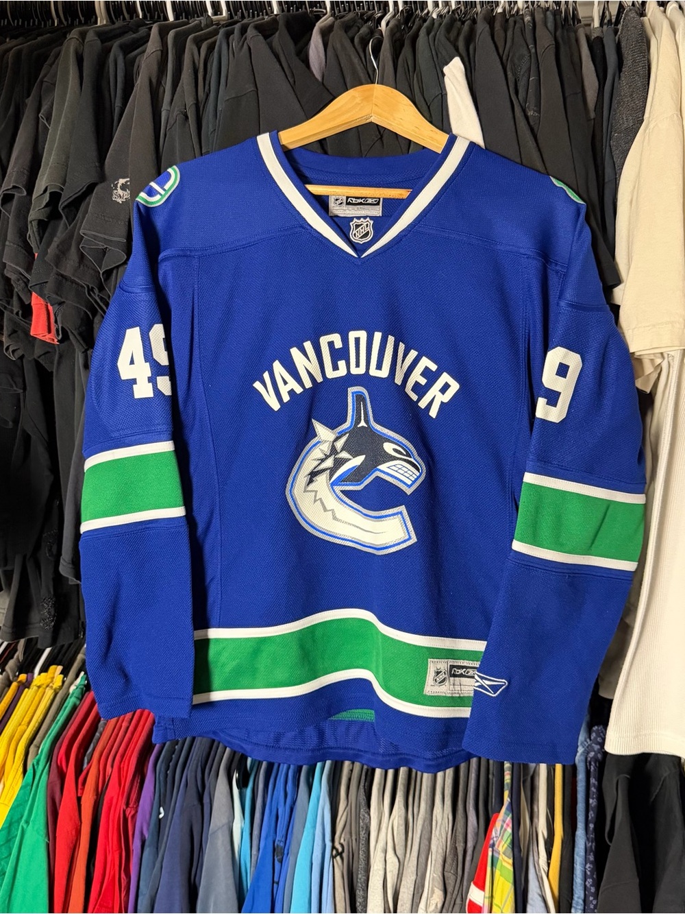 Reebok Vancouver Canucks Hockey Jersey Womens Large Blue NHL Retro 49 Bolduc 00s